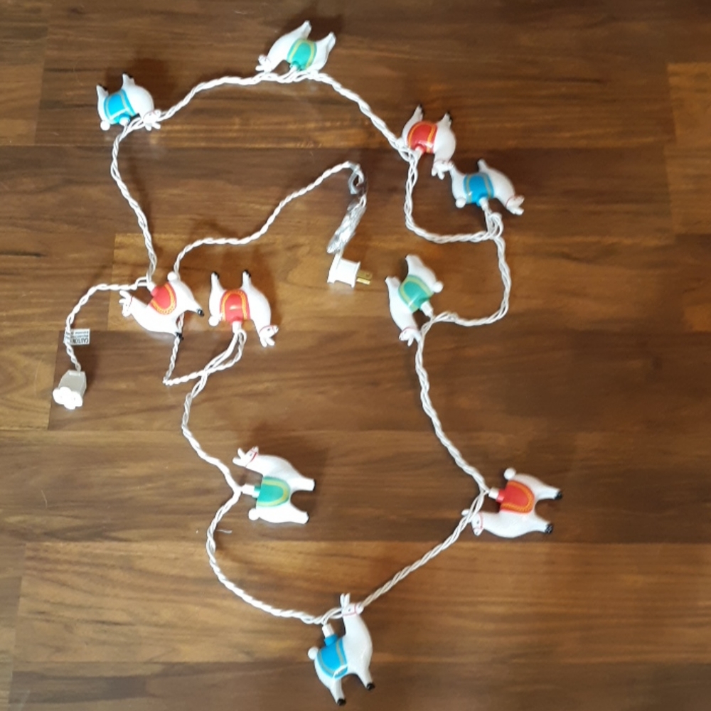 Llama lights